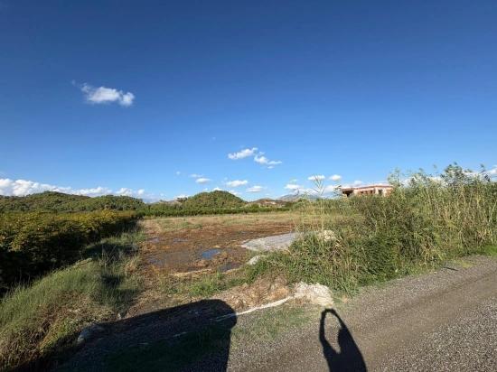 3900 M² Großes Grundstück Mit Baugenehmigung In Ortaca Yesilyurt Zu Verkaufen