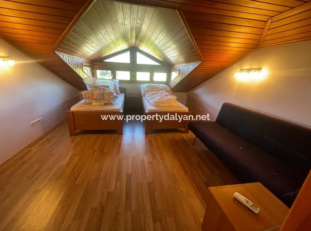 4 2 Villen Zum Verkauf Auf Einem Grundstück Von 6000M2 In Dalyan Gulpinar