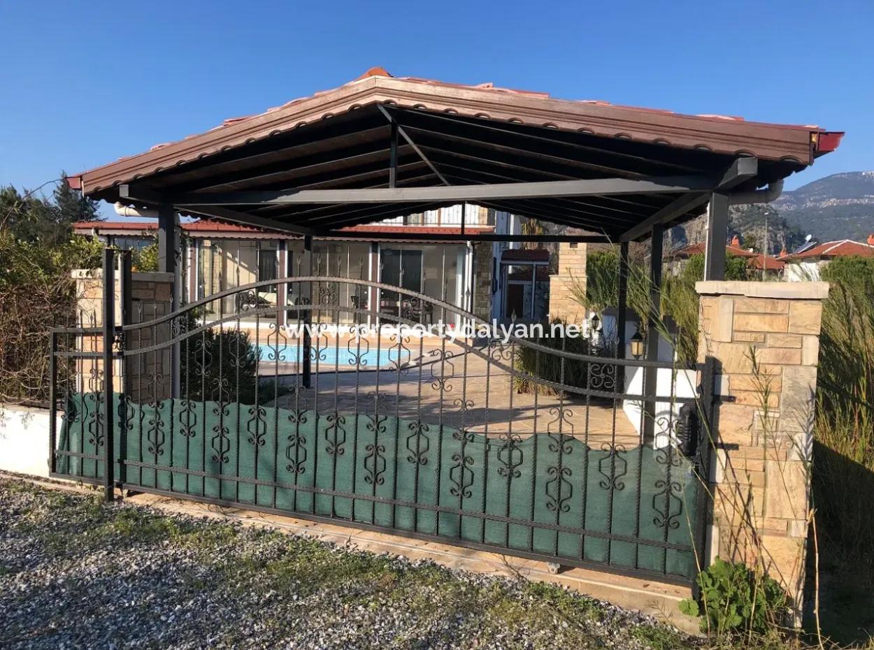 Villa Zum Verkauf Freistehend Für 501M2 Grundstück In Dalyan