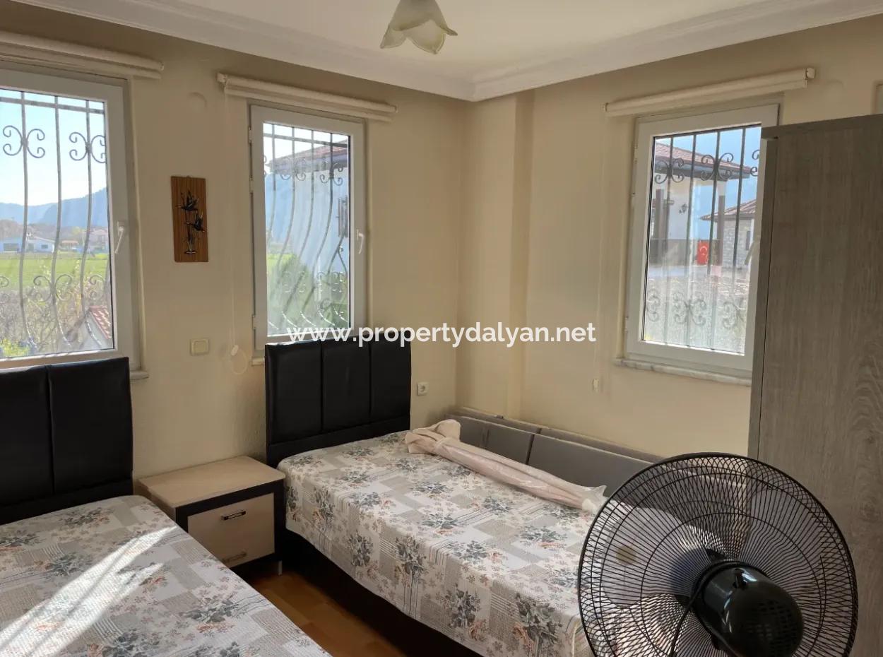 Villa Zum Verkauf In 600M2 Grundstück In Dalyan