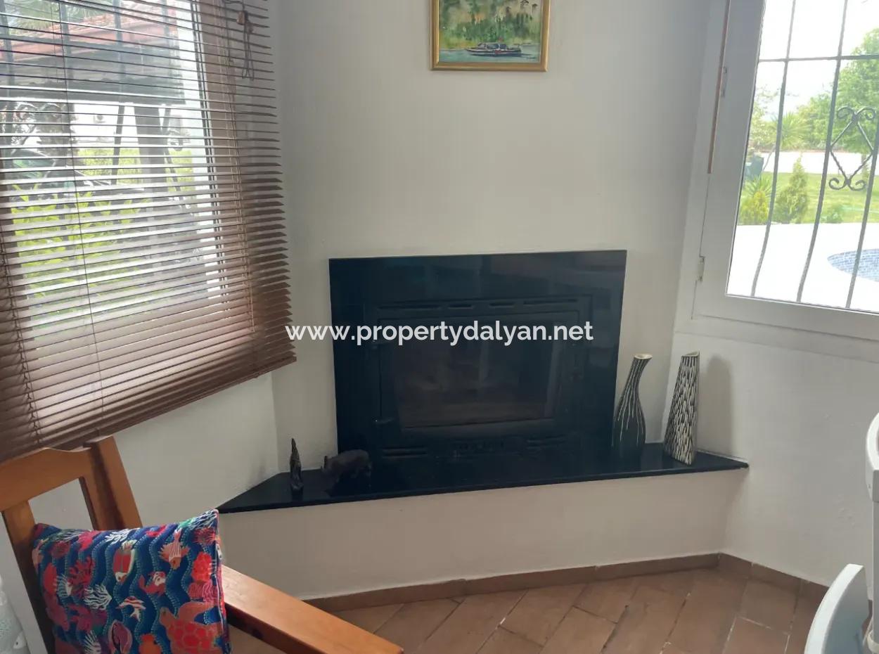 Villa Zum Verkauf In Okçular Auf 1007M2 Grundstück