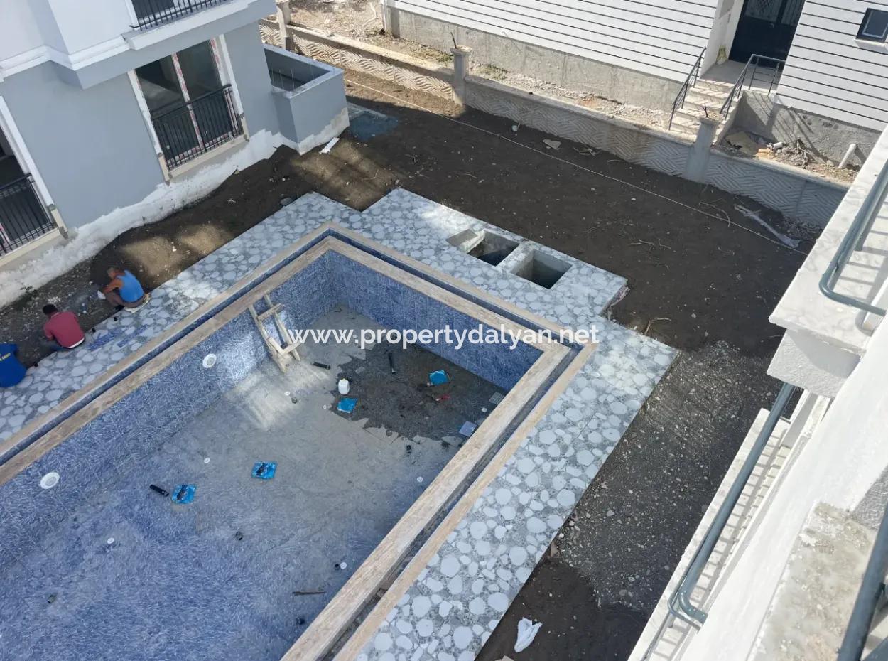 2 1 Wohnung Zu Verkaufen In Ortaca Karaburun Nachbarschaft