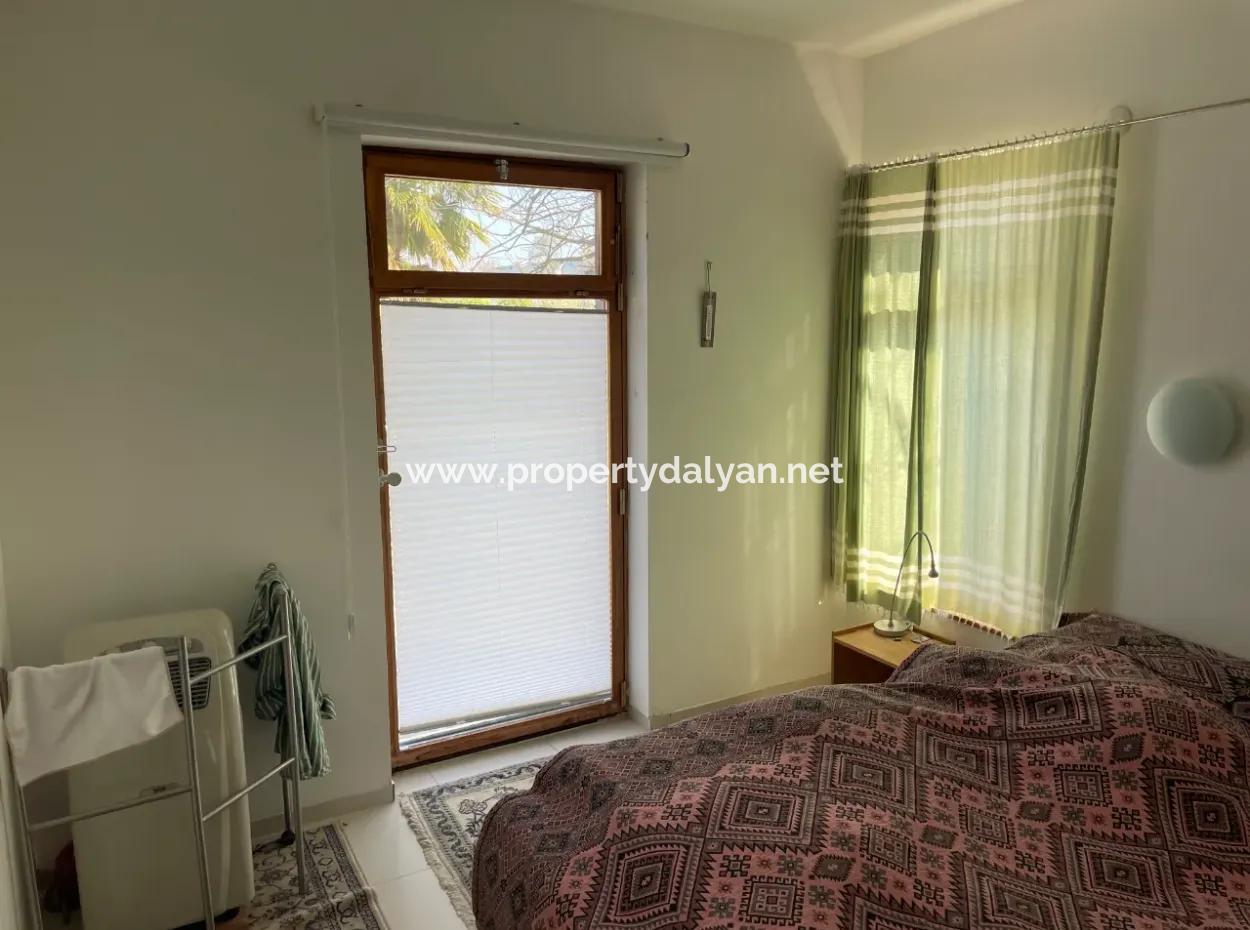 Einstöckiges Haus Zum Verkauf Auf Einem Grundstück Von 2882 M2 In Eskiköy