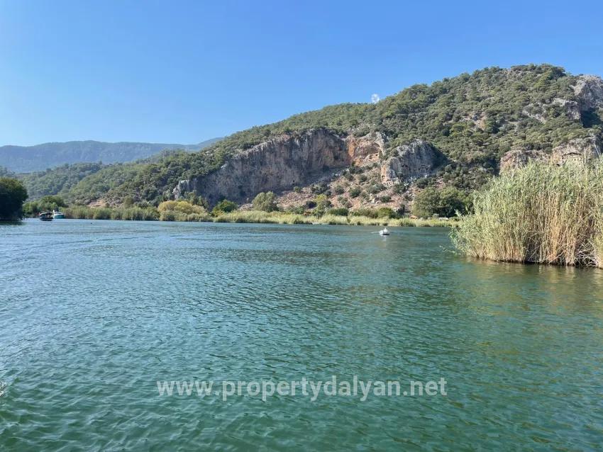 2765m2 Detached House For Sale In Çandır, Right Next To The Canal