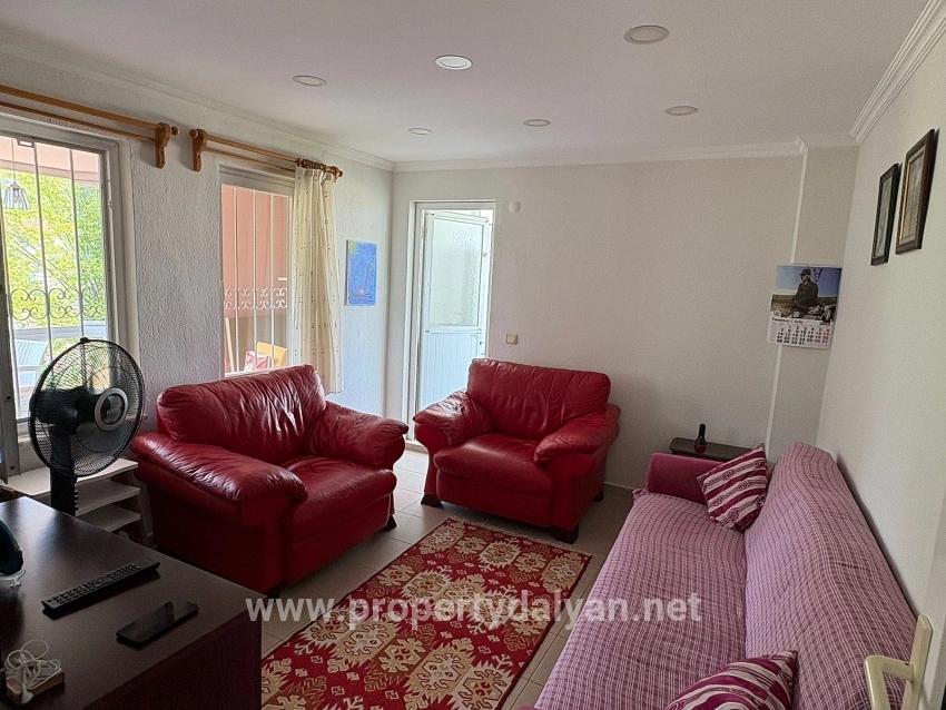 Two-story House For Sale On A 514m2 Plot In Okçular.