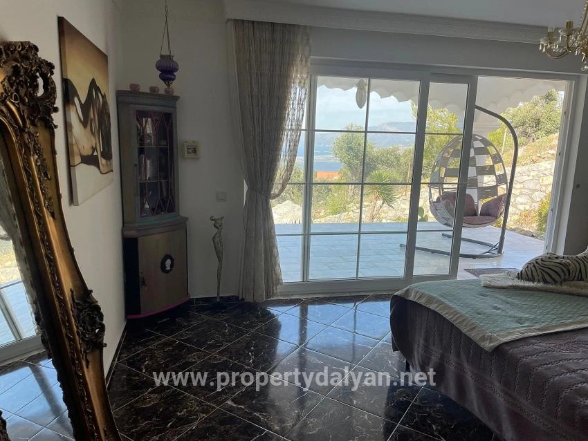 Vip Villa For Sale In Gökbel, On A 5000m2 Plot With Full Sea View.
