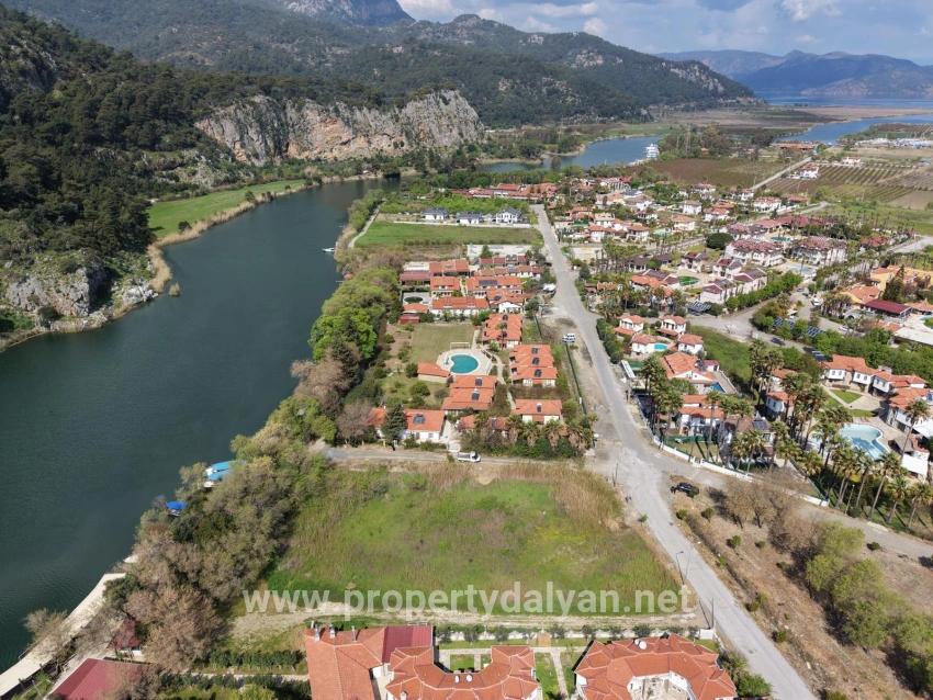 2600m2 Land For Sale In Dalyan Gülpınar, Next To The Canal, With 20% Tourism Zoning