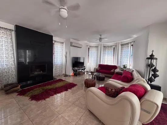 Corner Plot Of 980m2 With 5+1 Rooms For Sale In Dalyan, Maraş.