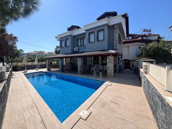 5+1 Villa For Sale On A 301m2 Plot In Dalyan
