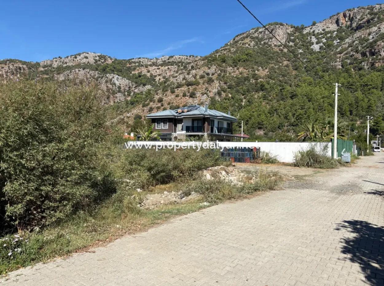 Land For Sale In The Village Built-Up Area In Mergenli