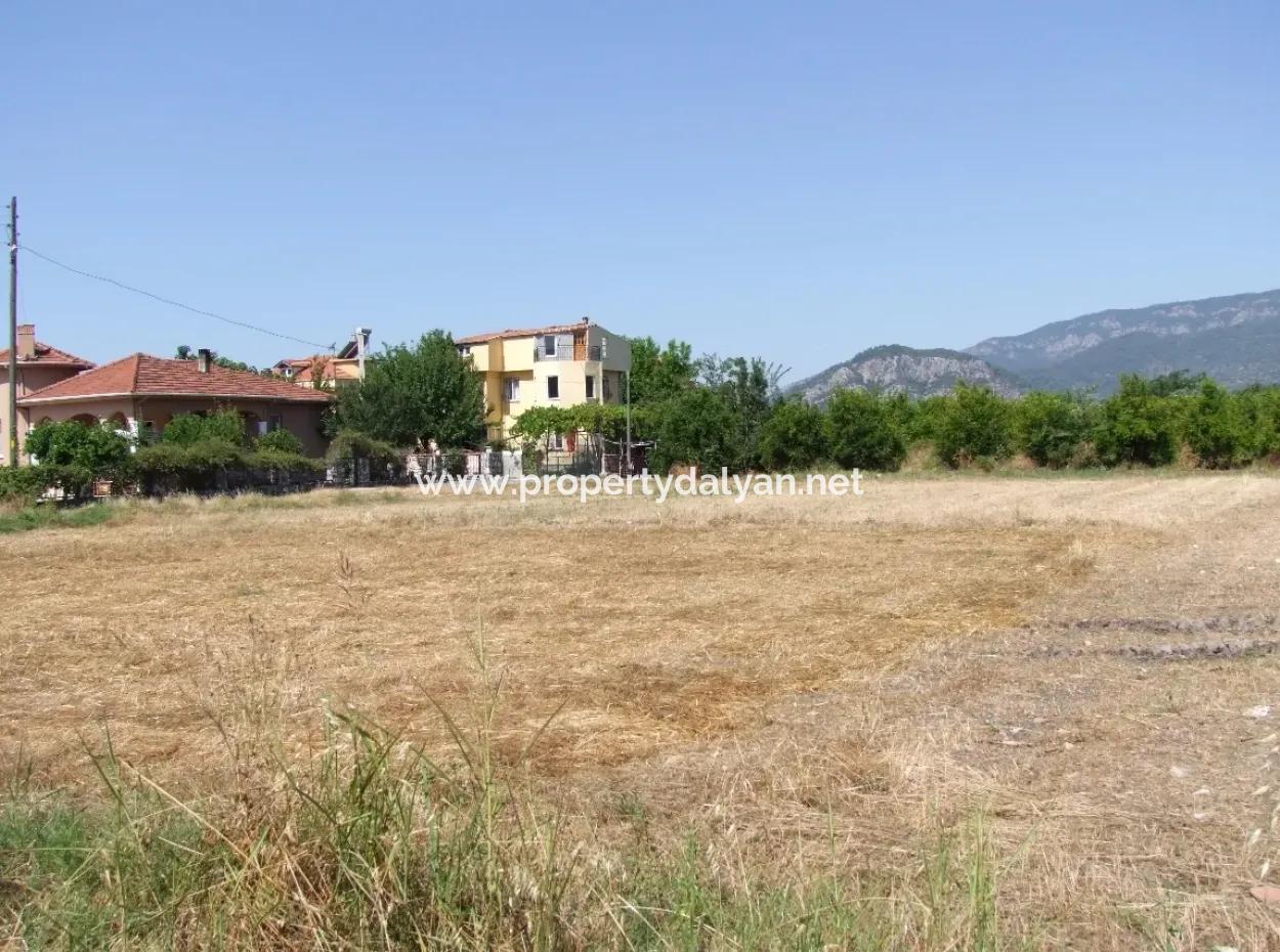 Plot For Sale On The Corner Of 540M2 In Okcular