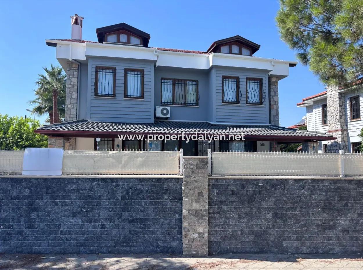 5 1 Villas For Sale In A Plot Of 301M2 In Dalyan Center
