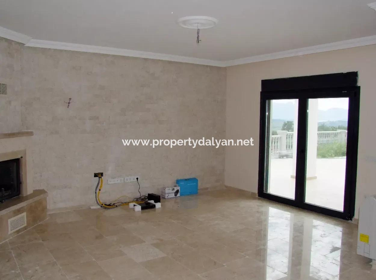 Luxury Villa For Sale In Zeytinalanda Köyceğinz Zeytınalanda 6800M2 Land Villa For Sale With Full Lake View