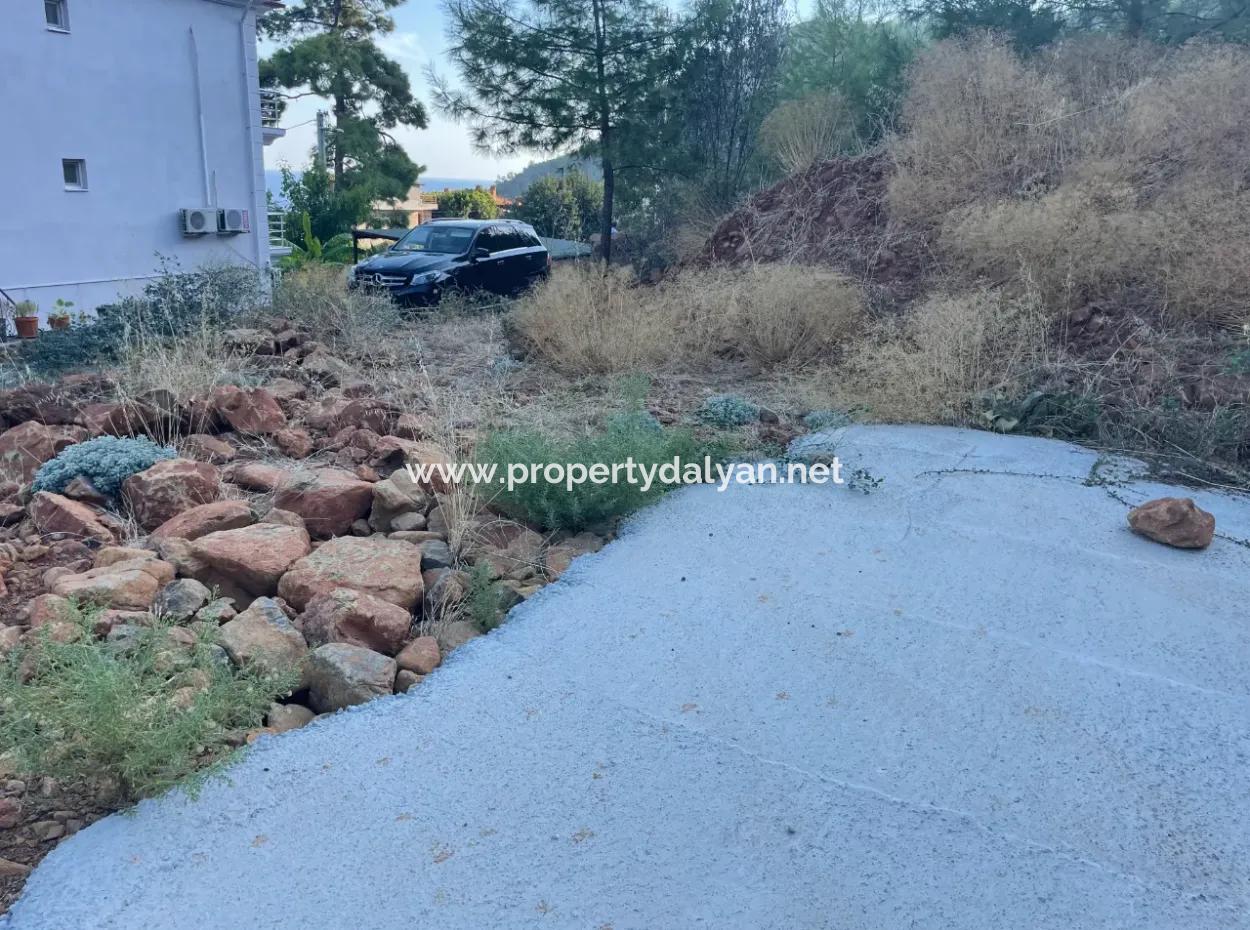 Land For Sale In Ekincik With Sea View 420M2 Zoned