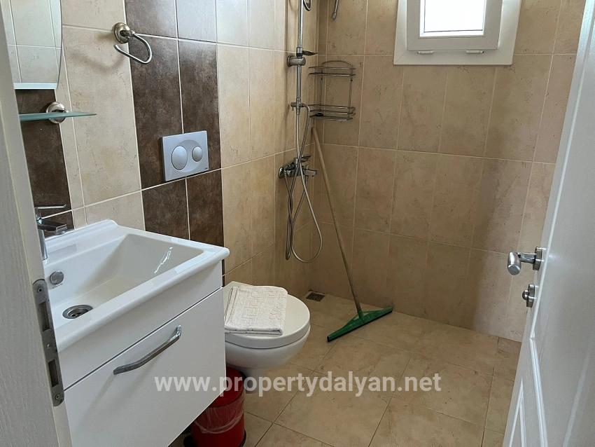 Dalyan'da Köşebaşı 600m2 Arsa İçerisinde 3+1 Satılık Villa
