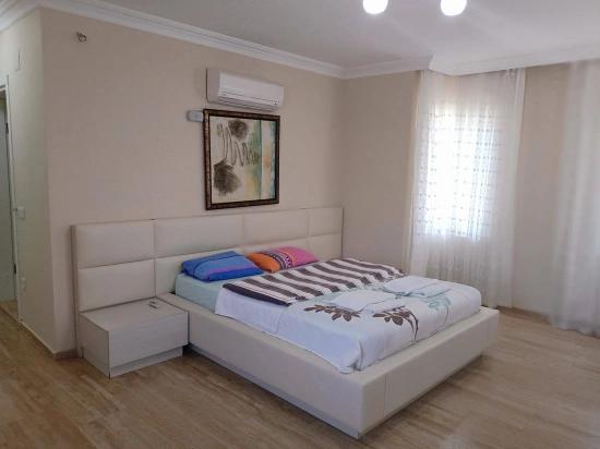 Dalyan Gülpınar 573m2 İçerisinde Satılık 4+1 Villa