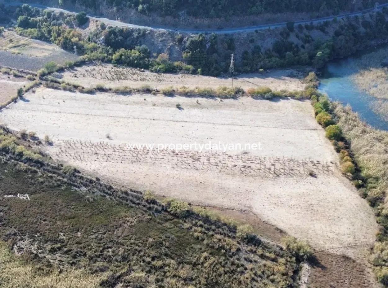 Çandır'da Göle Sıfır 3210M2 Satılık 2B Arazisi