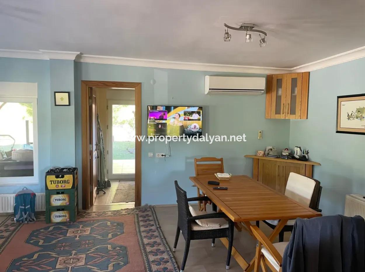 Dalyan Gülpınar'da 6000M2 Arsa İçerisinde 4+2 Satılık Villa