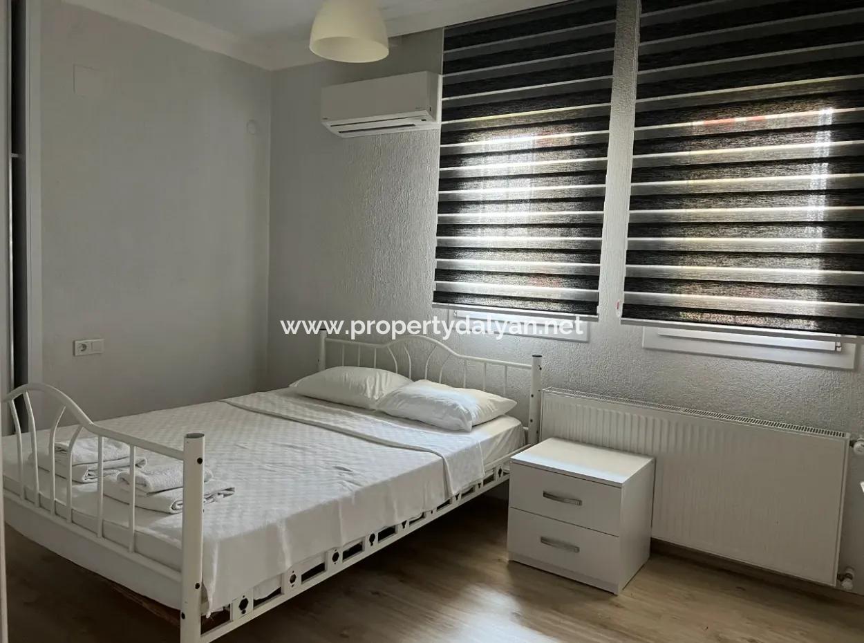 Dalyan'da Köşebaşı 600M2 Arsa İçerisinde 3+1 Satılık Villa