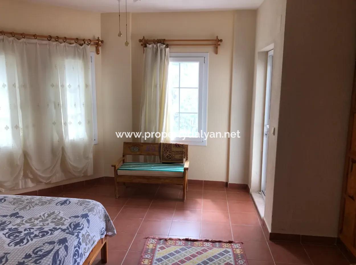 Dalyan Maraş'ta 1532M2 Satılık Villa