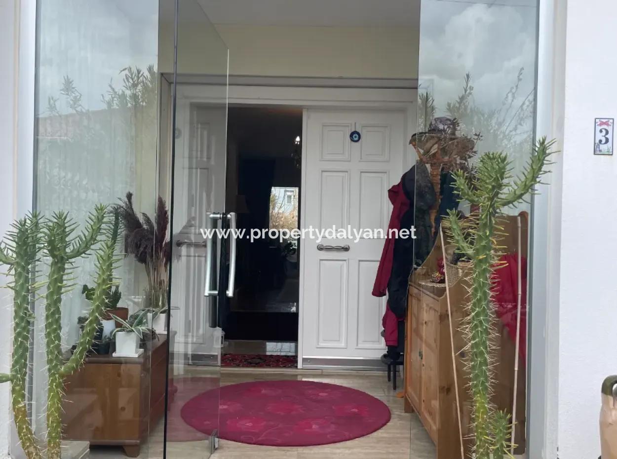 Dalyan 650M2 Arsa İçinde 4+1 Satılık Villa