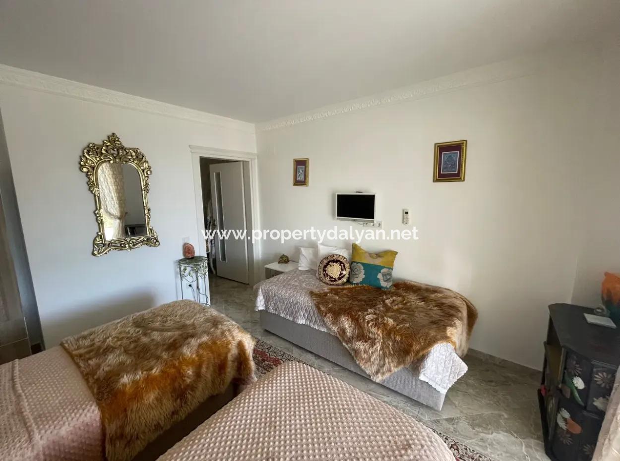 Gökbel'de Full Deniz Manzaralı 5000M2 Arsa İçerisinde Satılık Vıp Villa